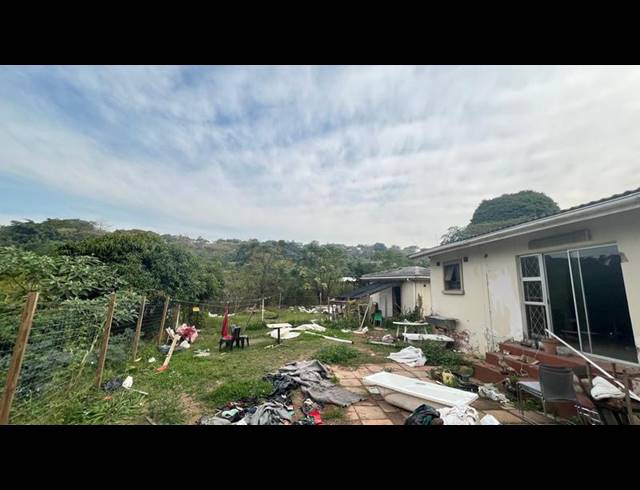 LAND FOR SALE IN DAWNCLIFFE